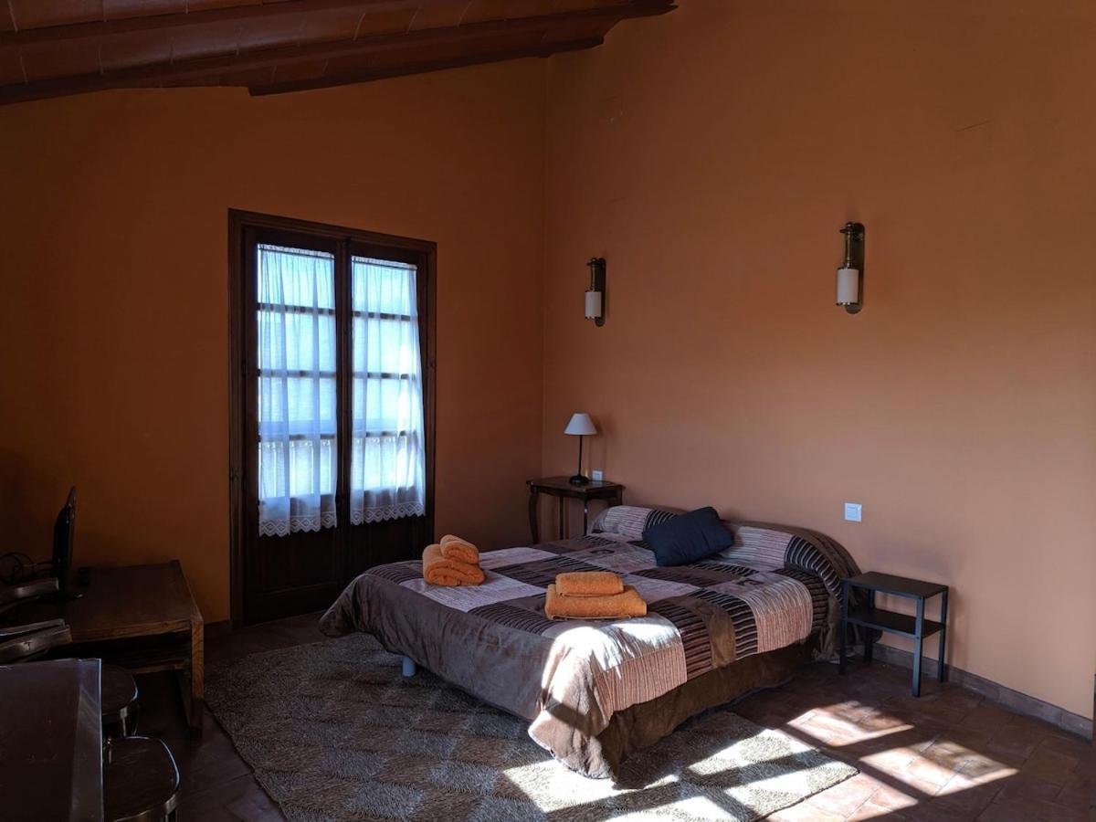 L'Academia De La Vilella Baixa Buitenkant foto