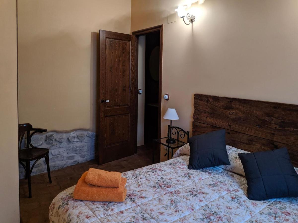 L'Academia De La Vilella Baixa Buitenkant foto