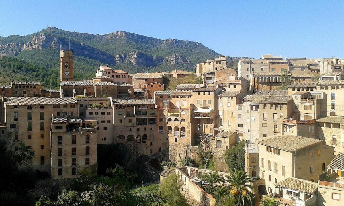 L'Academia De La Vilella Baixa Buitenkant foto