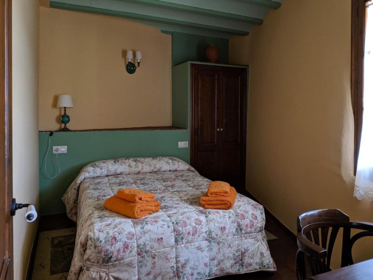 L'Academia De La Vilella Baixa Buitenkant foto